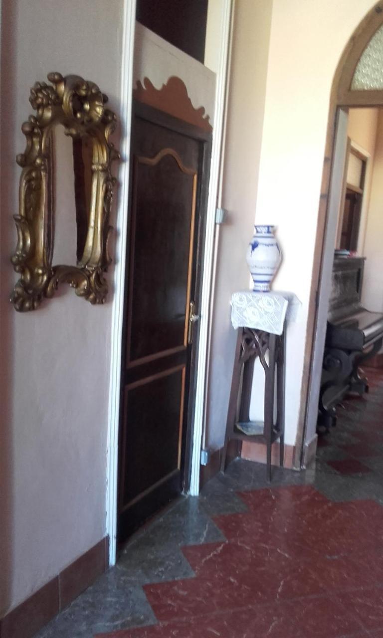 Hostal Corona Palma de Mallorca Exterior photo